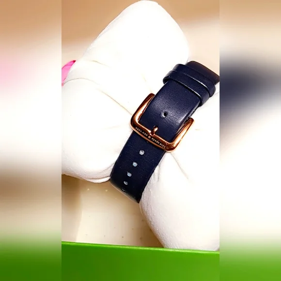 Kate spade New York smart watch R$250 VGUC. - Picture 9 of 15